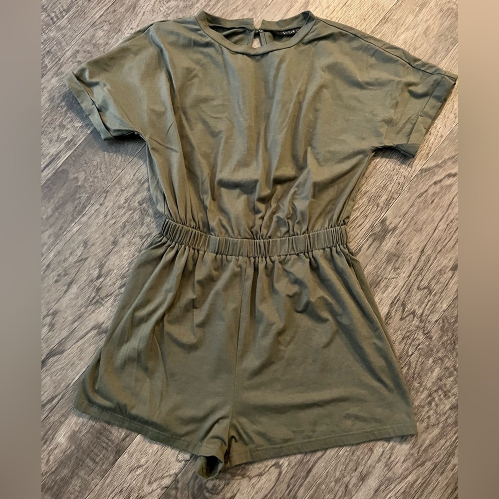 SHEIN Lightweight Green Romper